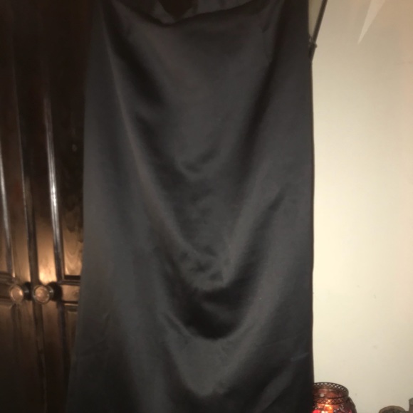 Alex Evenings Dresses & Skirts - Formal fitted skirt silk with multi layers.
